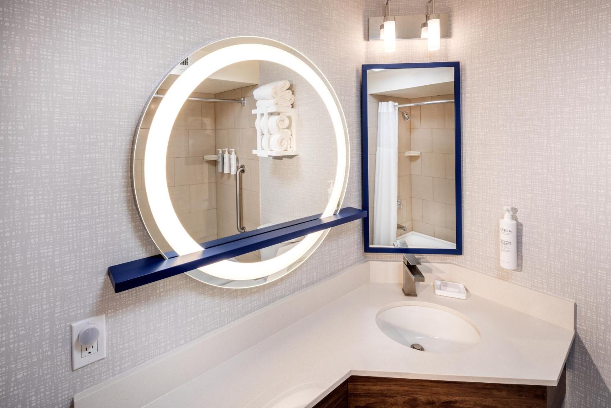 Hampton Inn プルマン エクステリア 写真