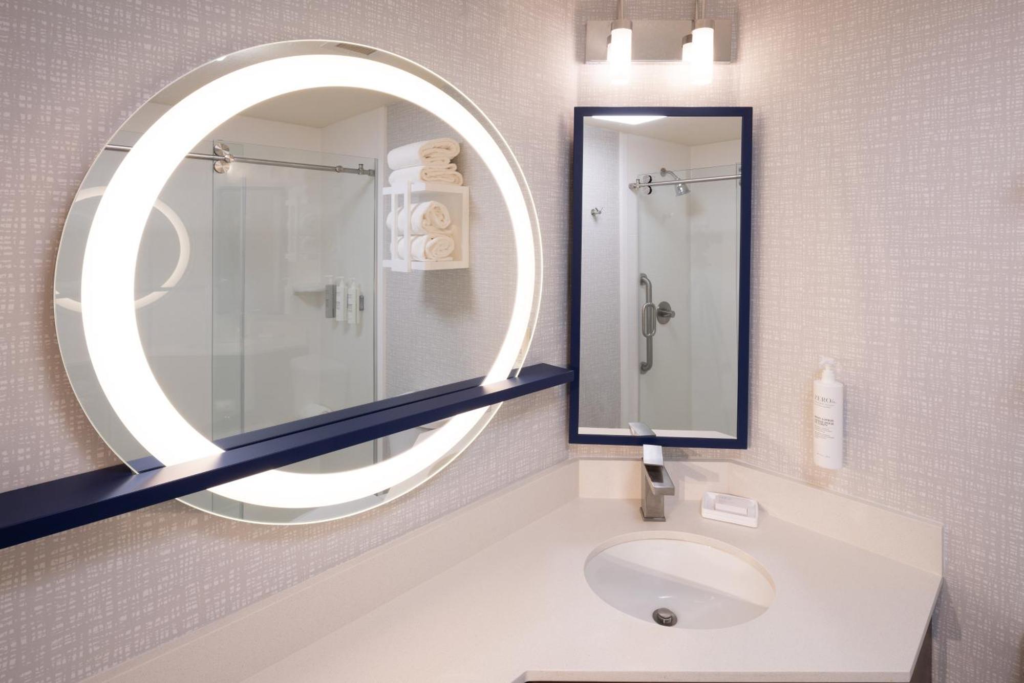 Hampton Inn プルマン エクステリア 写真